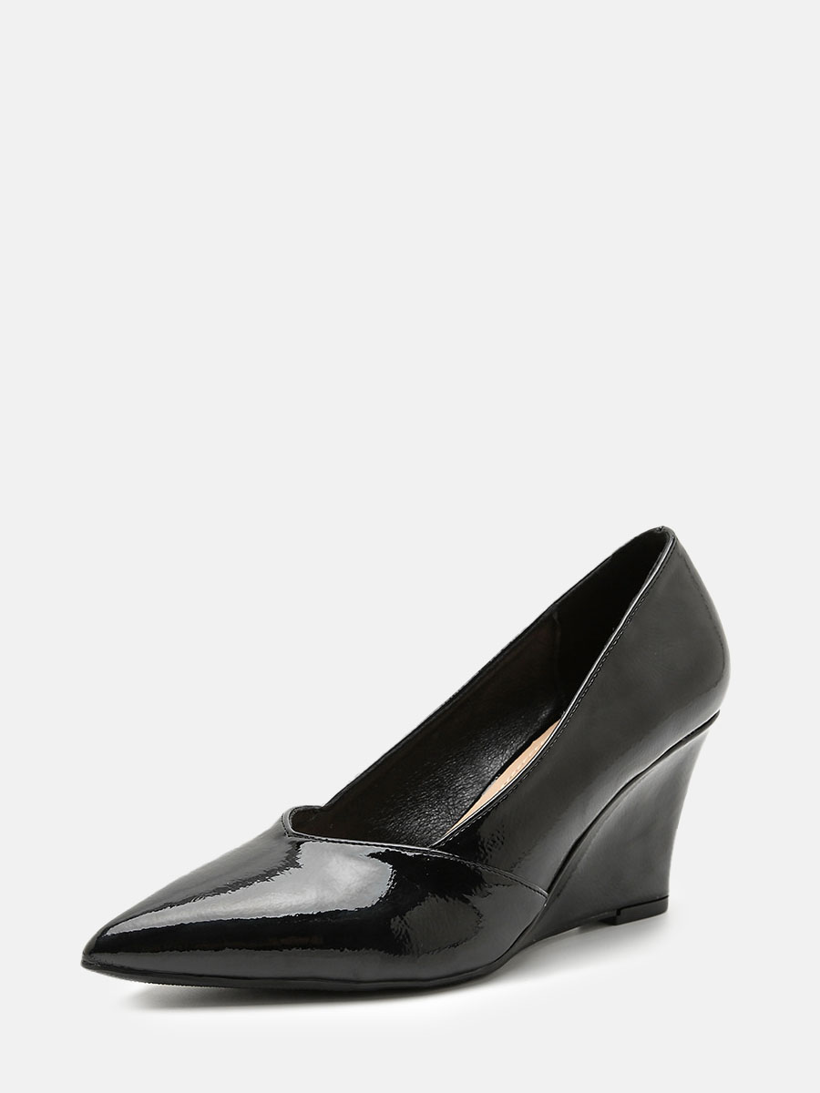 Women’s Black Patent Leather Pointed Toe Wedge Heel Pumps