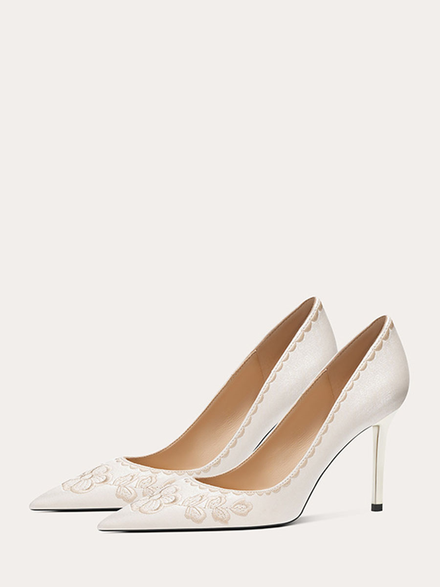 Women’s White Satin Embroidered Flower Stiletto Heels Pointed Toe Pumps (2)