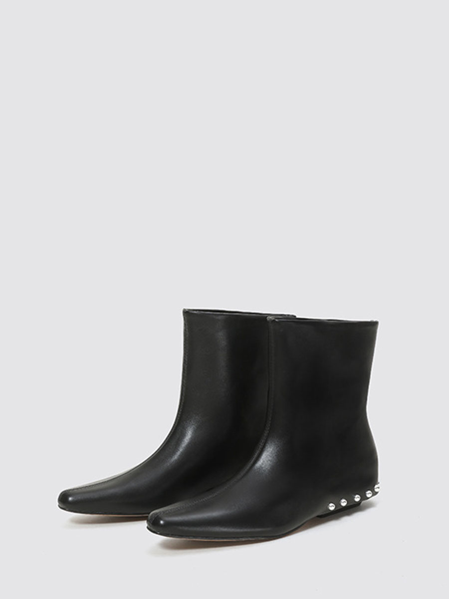 Women’s Black Cowhide Leather Studded Pointed Toe Block Heels Ankle Boots (2)
