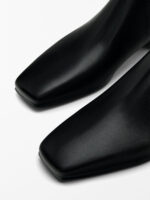 Women’s Black Leather Side Zipper Flat Heels Square Toe Ankle Boots