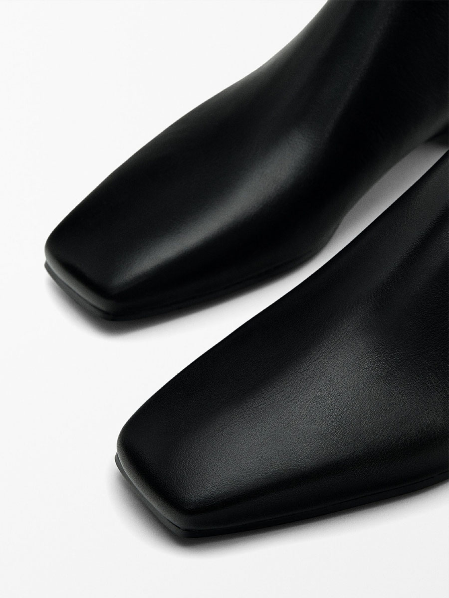 Women’s Black Leather Side Zipper Flat Heels Square Toe Ankle Boots
