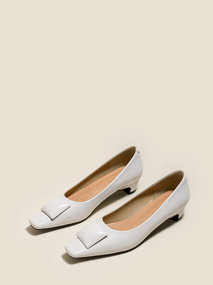 Women’s White Patent Synthetic Leather Square Toe Decoration Low Block Heels Pumps (2)