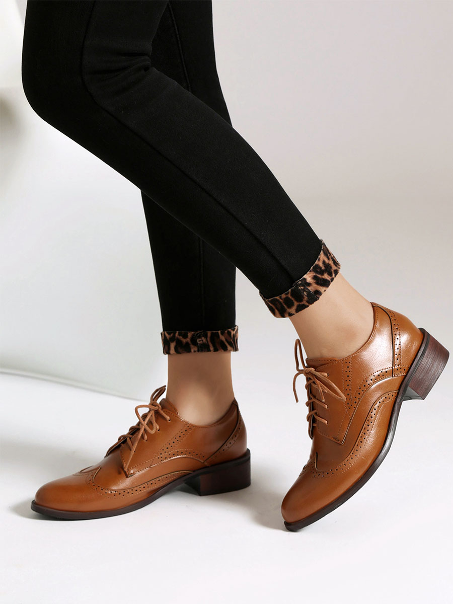 Women’s Tan Microfiber Lace-Up Brogue Round Toe Low Block Heels Oxfords (3)